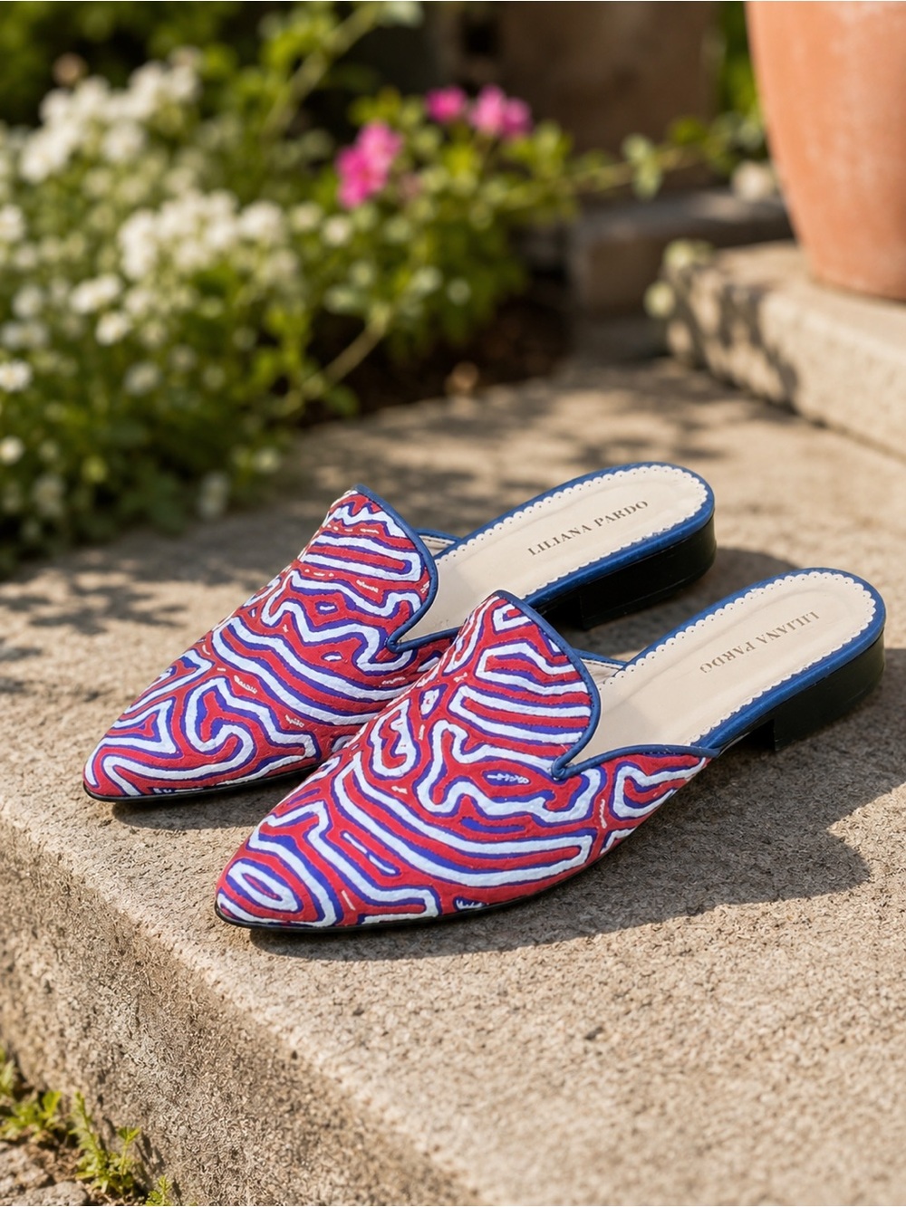 Liliana Pardo Mola Mules Size 37 (6.5/7)  Mola Mules